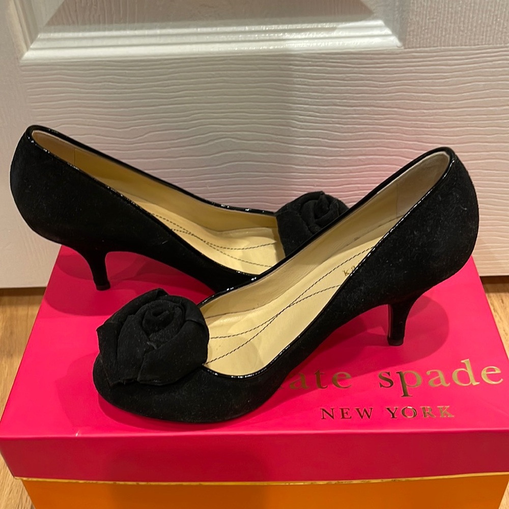 Kate SPade black suede and patent trim Bloom heels